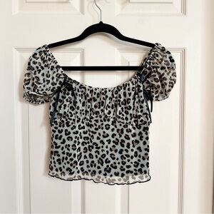 NWT vibe leopard print crop top